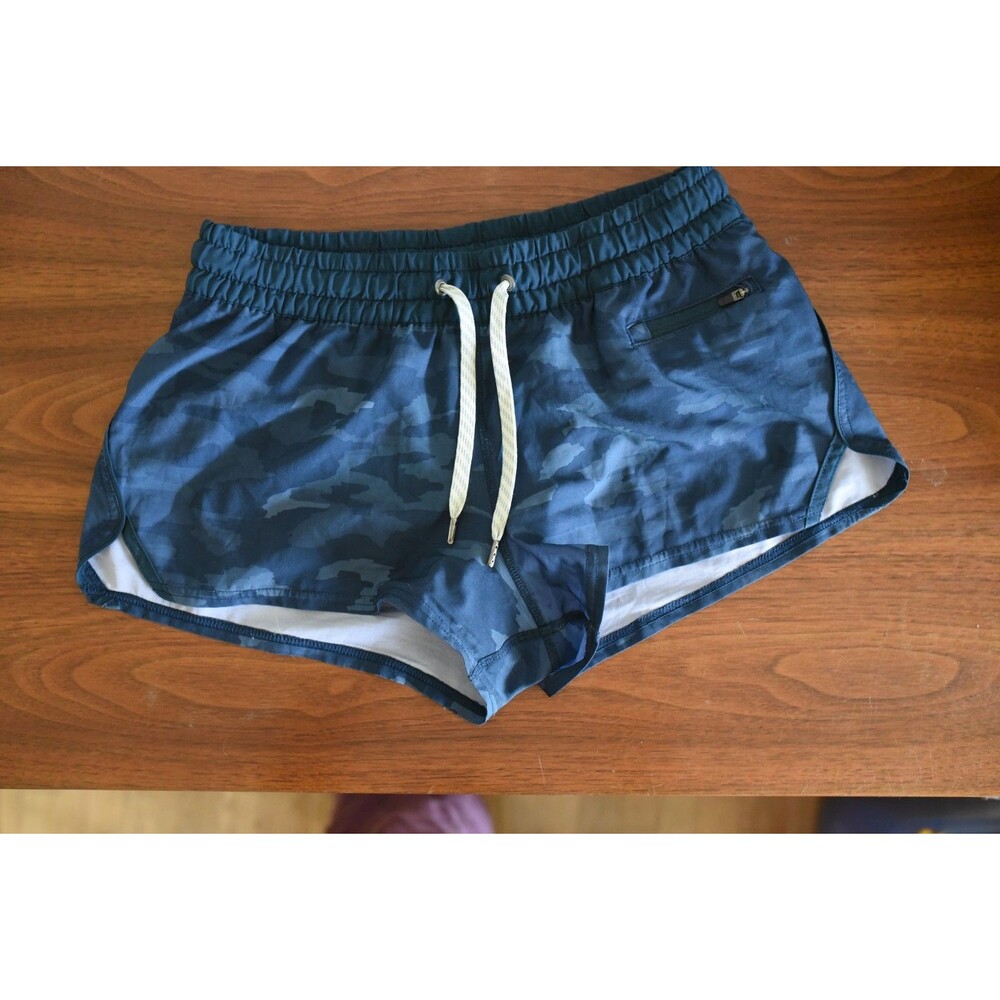 Vuori Clementine Shorts Size Medium Dark Camo Lined VW304 Zip Pocket Drawstring - Picture 2 of 7